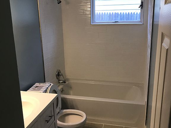 4th image of 21213 Woodward St