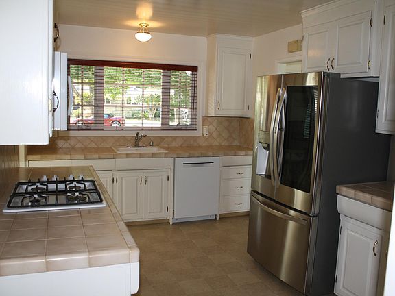 5th image of 2746 Kring Dr