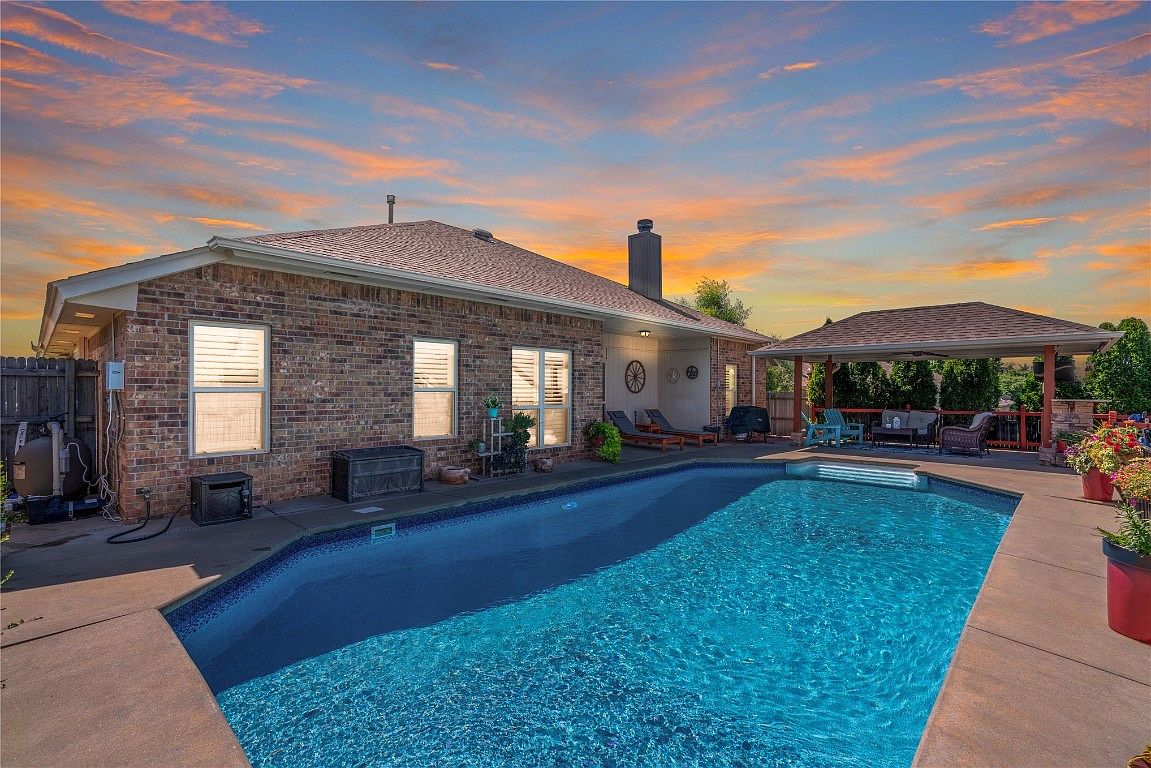 1817 Jordan Dr, Moore, OK 73160 Zillow