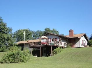 306 Loop Rd, Lewistown, PA 17044