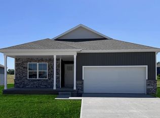 3307 Dreusicke Dr, Coralville, IA 52241