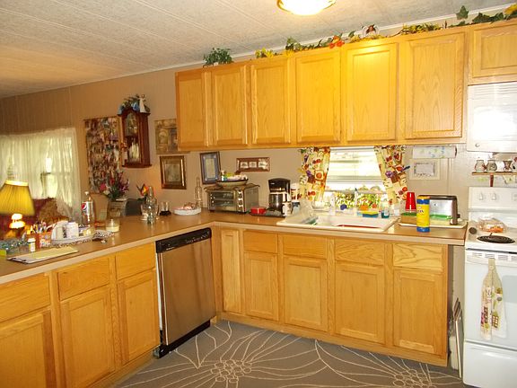2nd image of 649 Fresno Cir SE