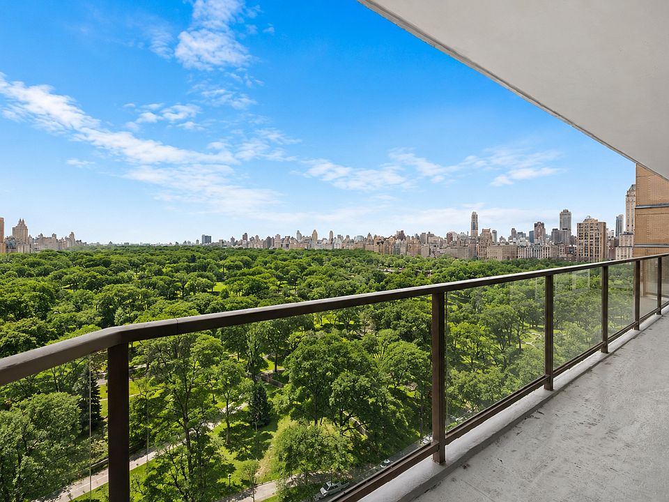 1st image of 210 Central Park S APT 19B