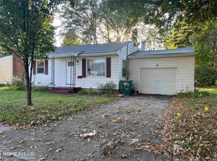 1105 N Dewey St, Owosso, MI