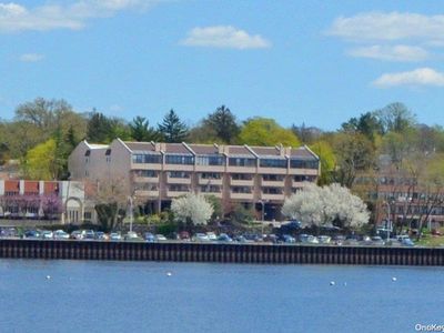 372 Main Street #104, Pt Washington, NY, 11050
