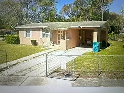 2001 NW 2nd Ct Photo 1