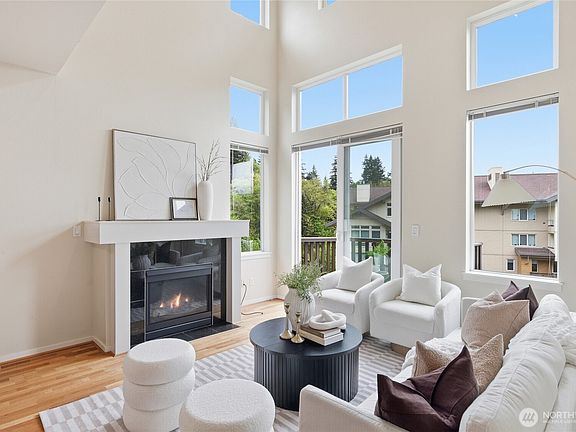 4th image of 134 Cougar Ridge Road NW #1501
