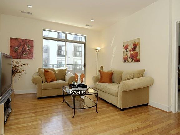 3rd image of 1800 Wilson Blvd #237