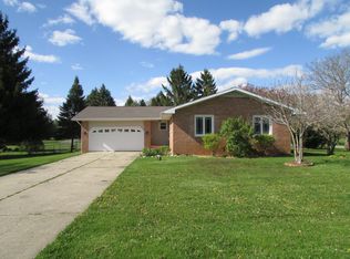 9975 Donegal Dr, Dimondale, MI 48821