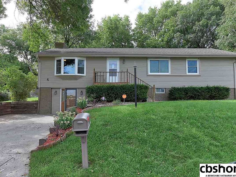 1st image of 803 Lemay Dr