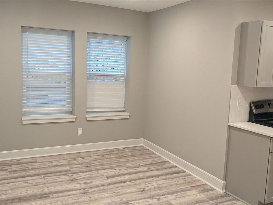 1st image of 1205 E Armour Blvd #202