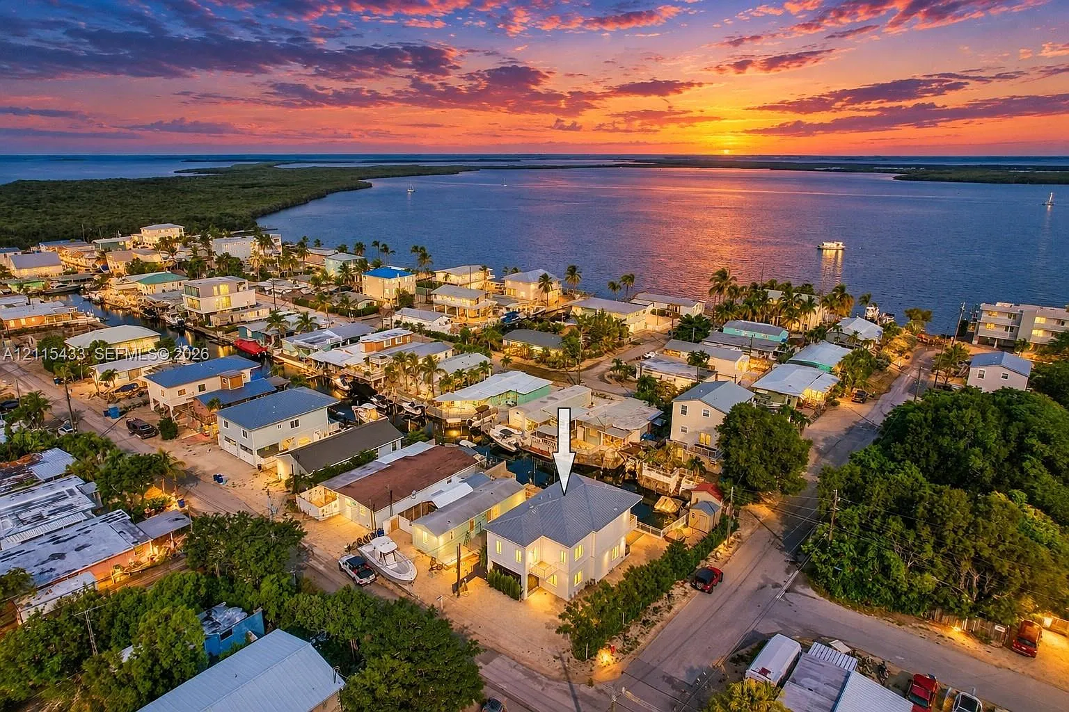 Key Largo Trailer Village — Photo 1