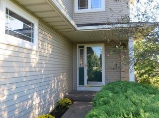 105 Llanos St, Verona, WI 53593