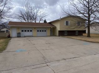 1519 Center Ave, Oneill, NE 68763