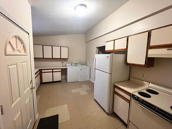 4th image of 40 King St APT 2