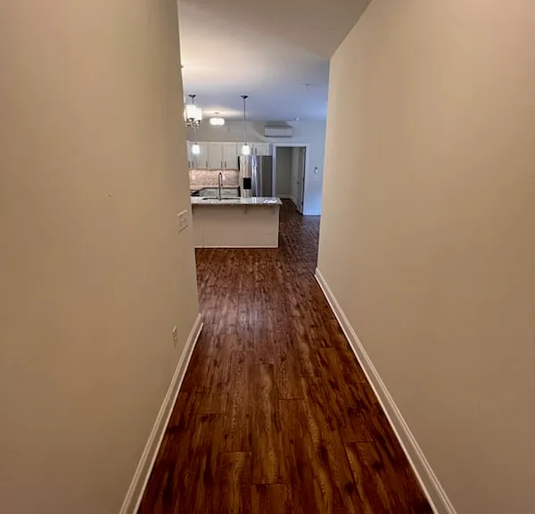196 W Main St #10 — Photo 2