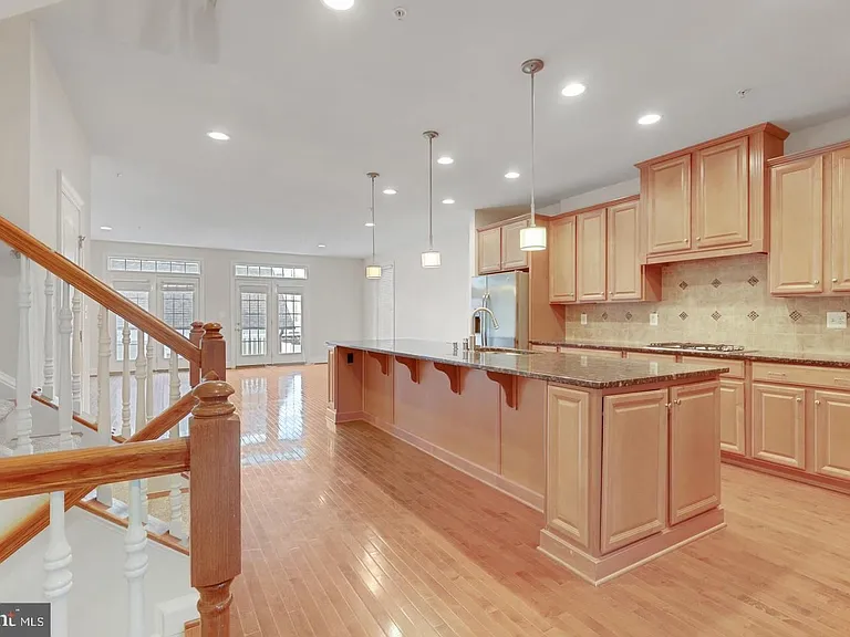 7307 Trappe St — Photo 10