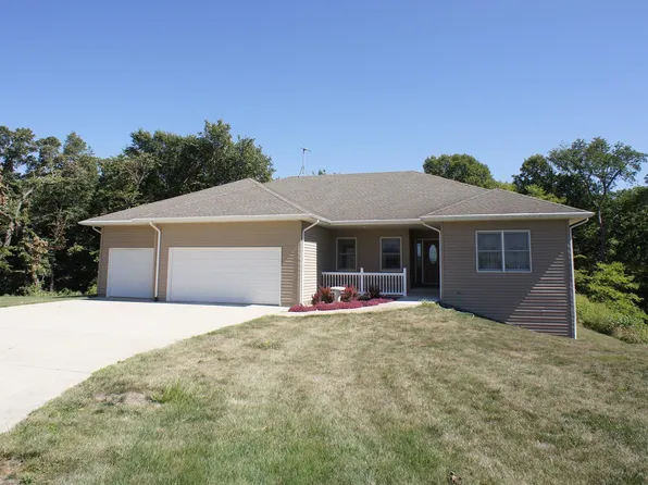1765 Hidden Valley Ln, Webster City, IA 50595