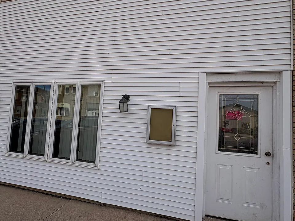 117 N Main St #1