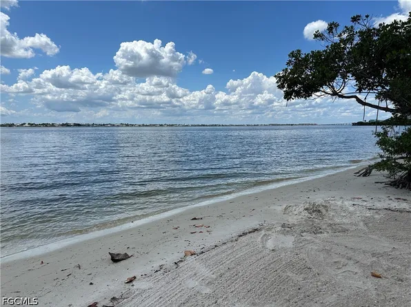14977 Rivers Edge Ct APT 217, Fort Myers, FL 33908