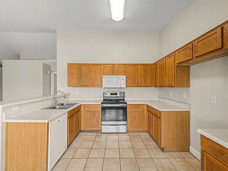 2049 E San Tan Ct — Photo 11