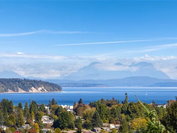 696 Pacific Heights Ln, Campbell River, BC V9H 0A6