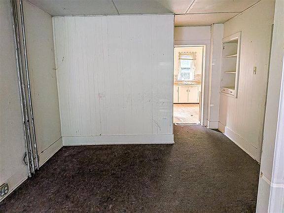 3rd image of 1015 6th Street #2