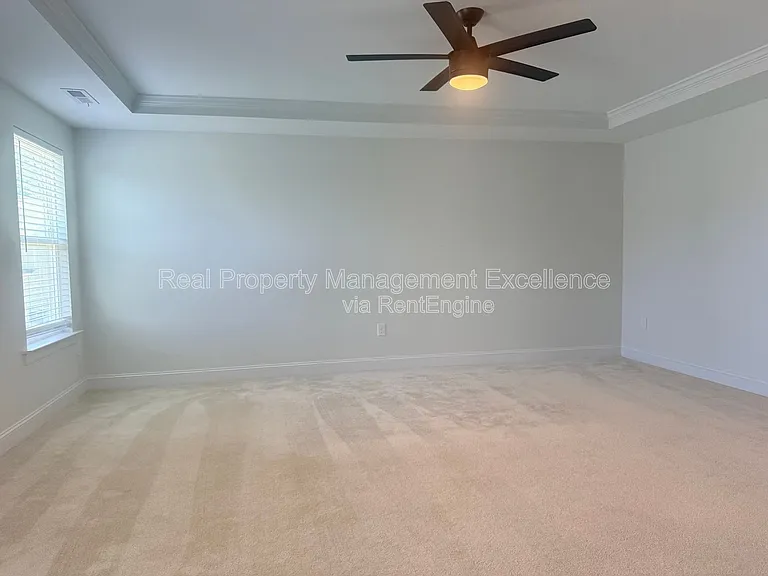 16 Clear Creek Cir — Photo 44