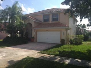 17904 NW 12th St, Pembroke Pines, FL 33029