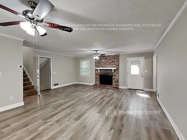 643 Jason Ct — Photo 6