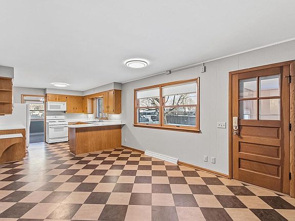 2nd image of 126 Ellickson Street