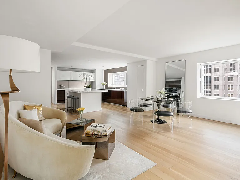 135 W 52nd St #Penthouse 5S — Photo 8