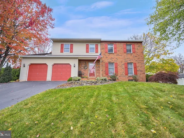 404 White Rose Ln, York, PA 17402