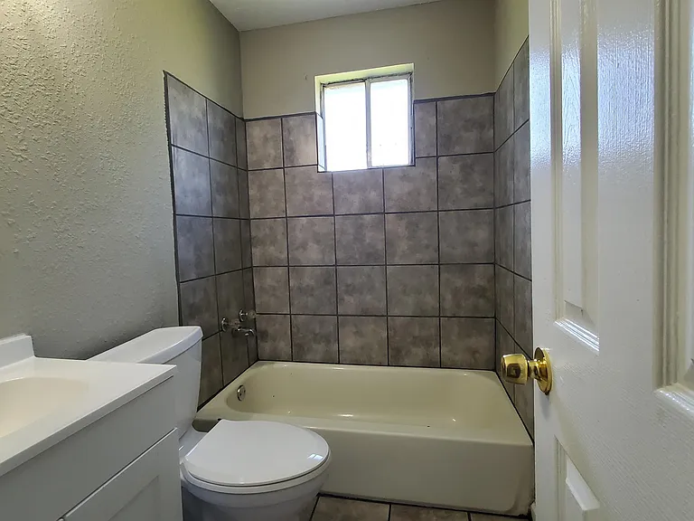 1024 S Wellington St #4 — Photo 9