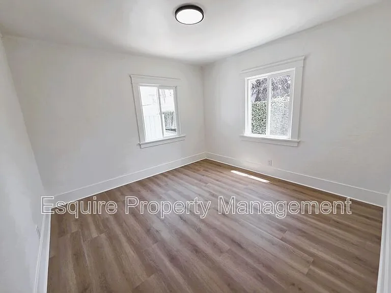 514 S Seaward Ave — Photo 15