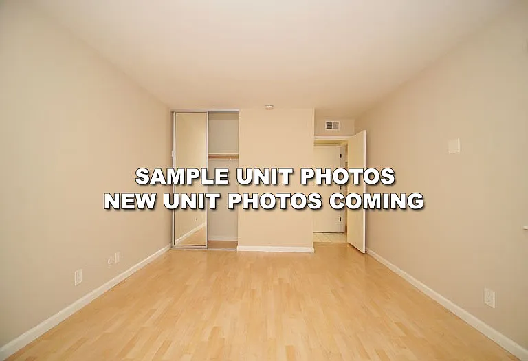 431 Dinahs Ct — Photo 19