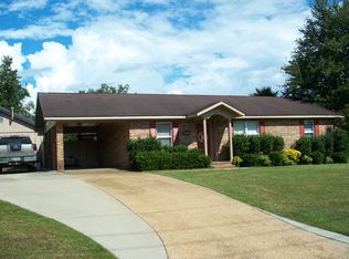 203 Adams Ave, Andalusia, AL 36420