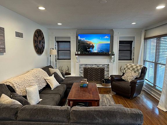 3rd image of 409 Alice St