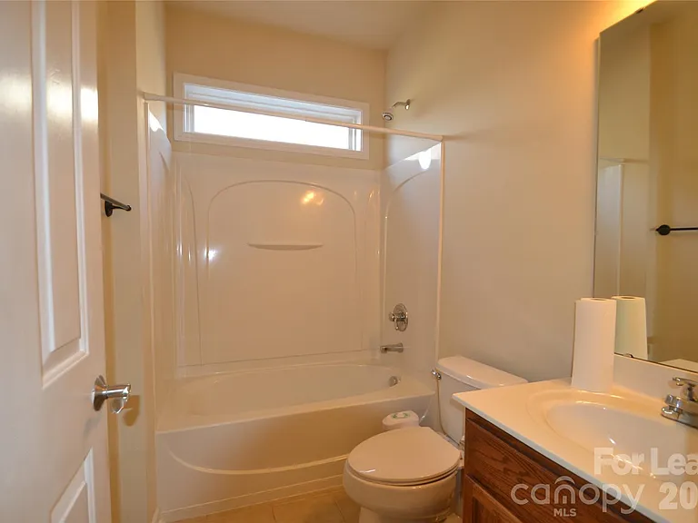 221 Montibello Dr — Photo 22