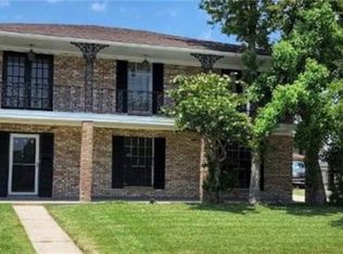 848 Legion Dr, Gretna, LA 70056