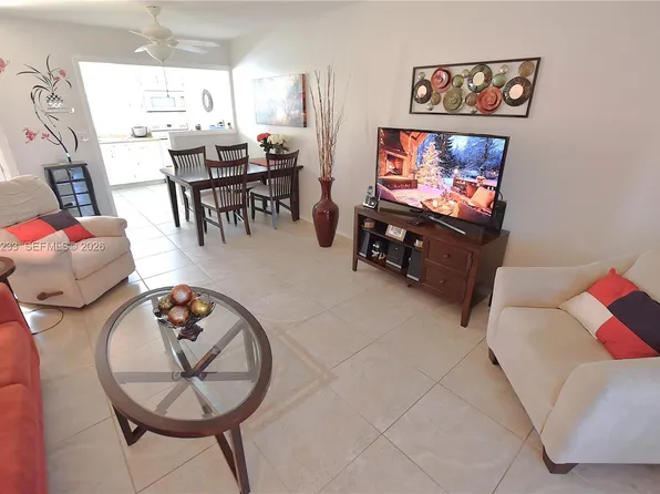 2971 Crosley Dr W APT G, West Palm Beach, FL 33415