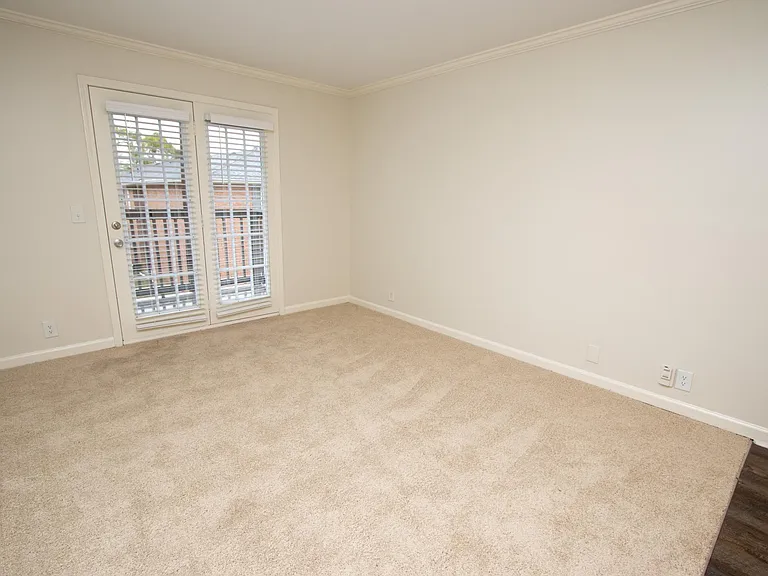 1908 Convent Pl #15 — Photo 7