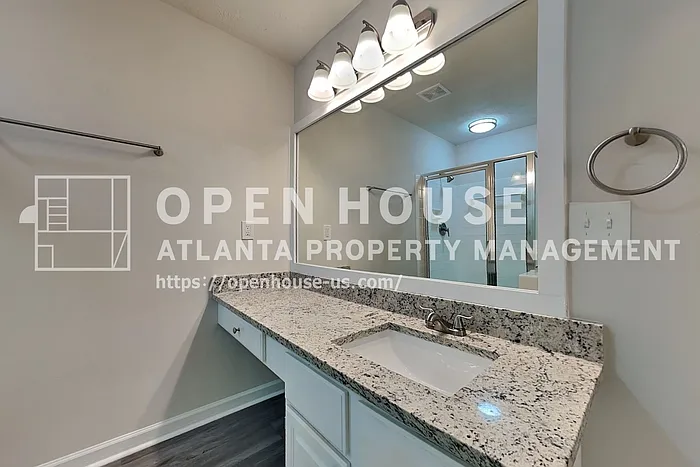 3960 Windy Shore Dr — Photo 11