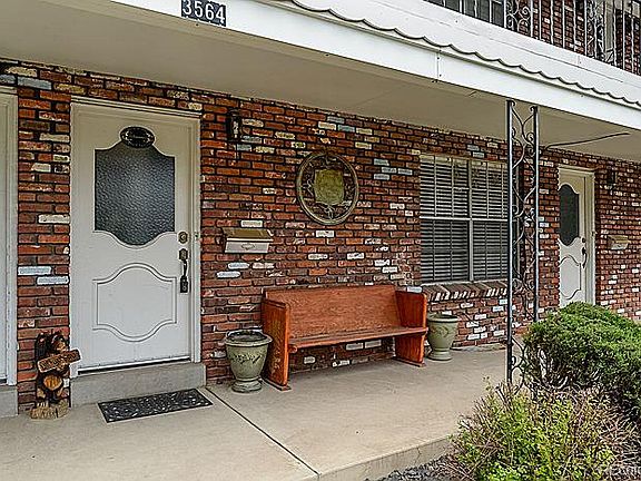 2nd image of 3562 S Hillcrest Dr
