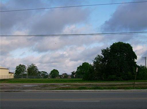 1st image of xxx NW Avenue L