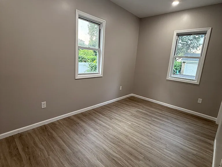 71 E Van Ness Ave #1 — Photo 11
