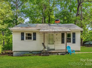 170 Spring Meadow Dr, Clover, SC 29710