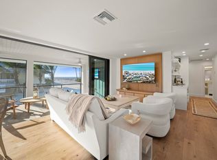 25 Beach Homes, Captiva, FL 33924