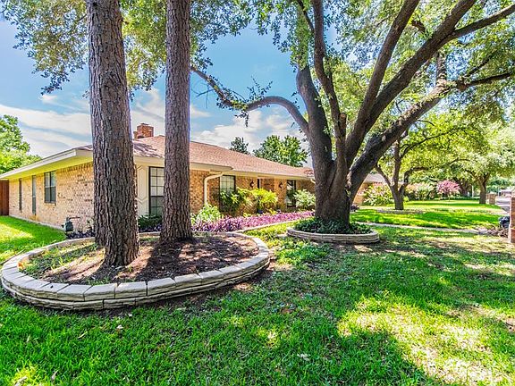 2nd image of 3403 Princewood Ct