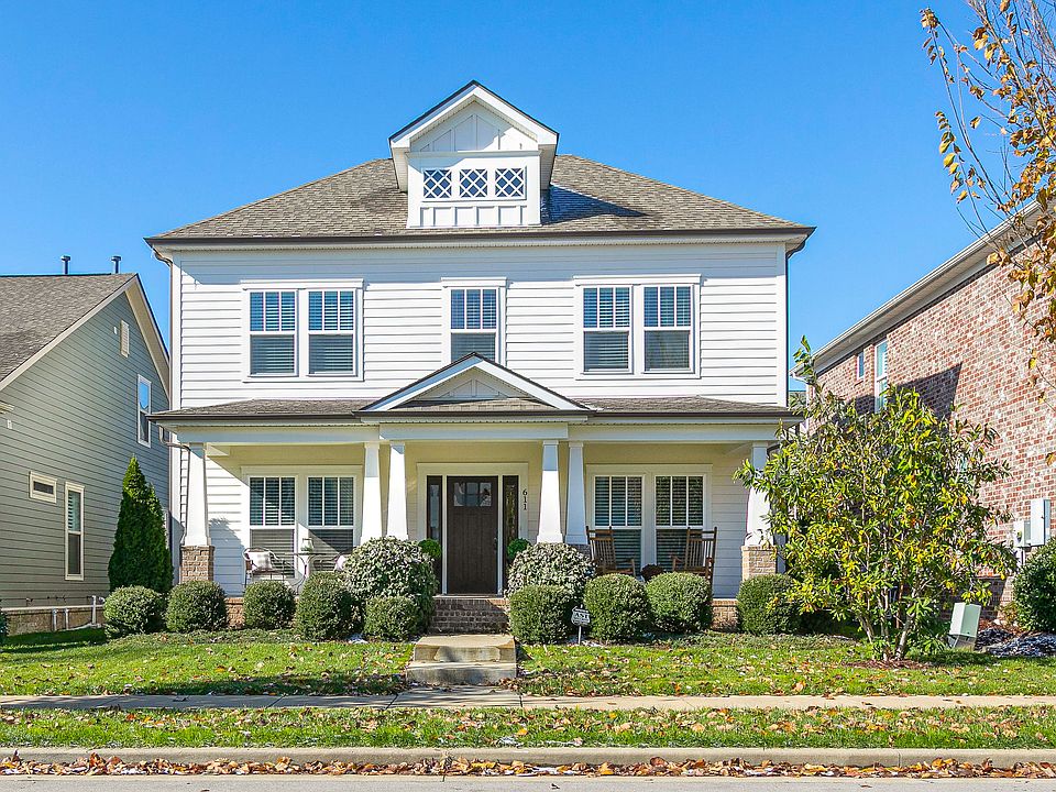 1st image of 611 Cobert Ln